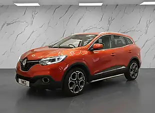 Used 2016 Renault Kadjar Dynamique S Nav Red - Interior and Exterior details 4