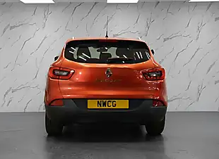Used 2016 Renault Kadjar Dynamique S Nav Red - Interior and Exterior details 6