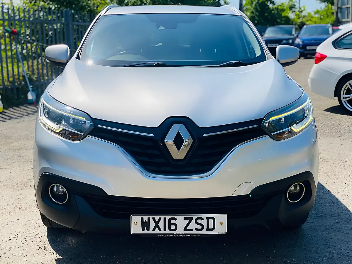 Used 2016 Renault Kadjar Dynamique S Nav Silver - Interior and Exterior details 2