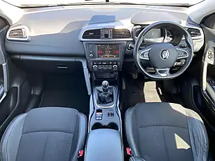 Used 2016 Renault Kadjar Dynamique S Nav Silver - Interior and Exterior details 4