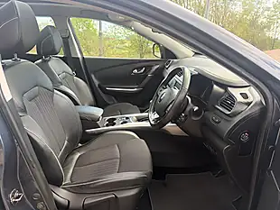 Used 2016 Renault Kadjar Grey - Interior and Exterior details 12