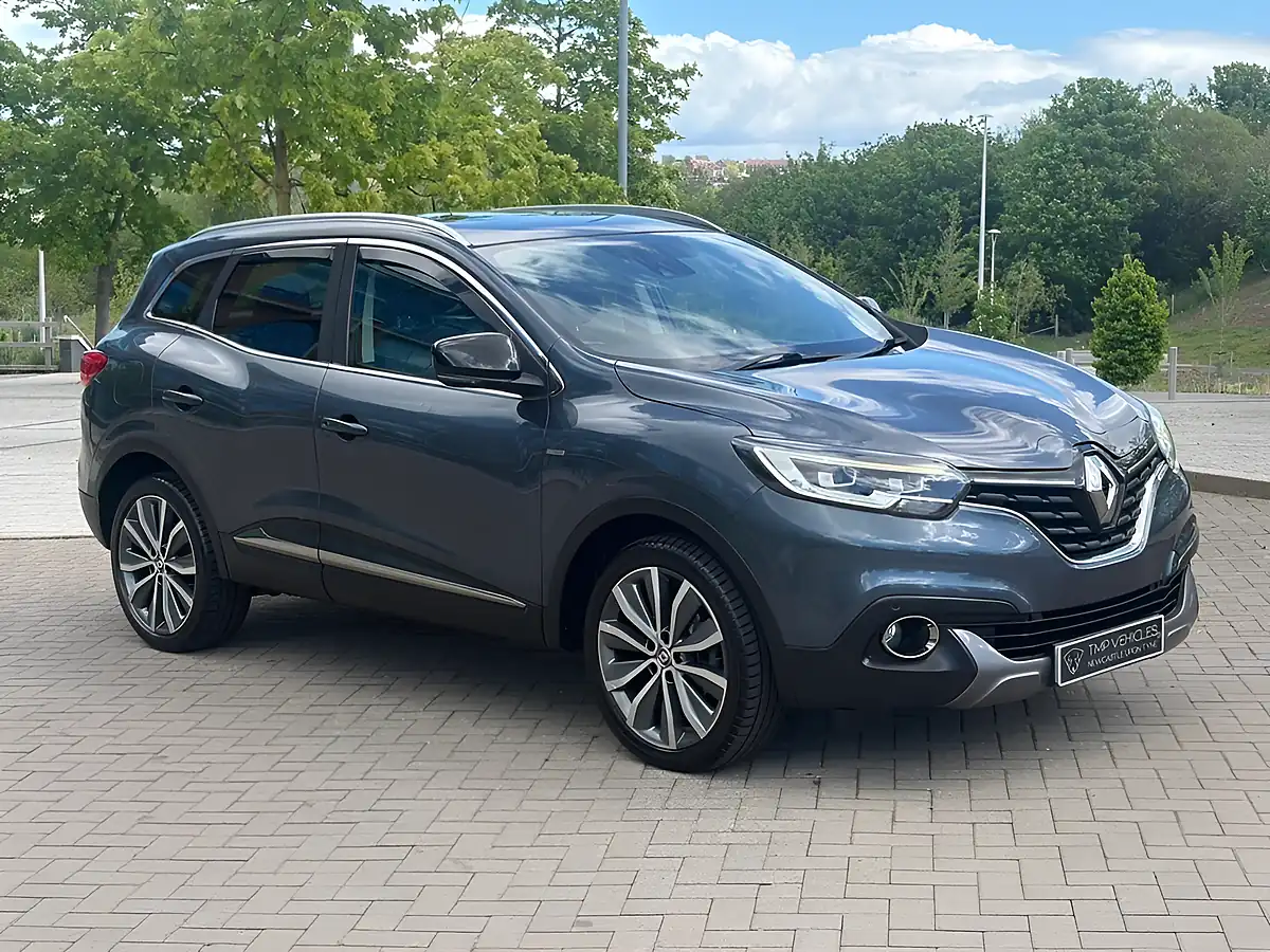 Used 2016 Renault Kadjar Grey - Interior and Exterior details 2