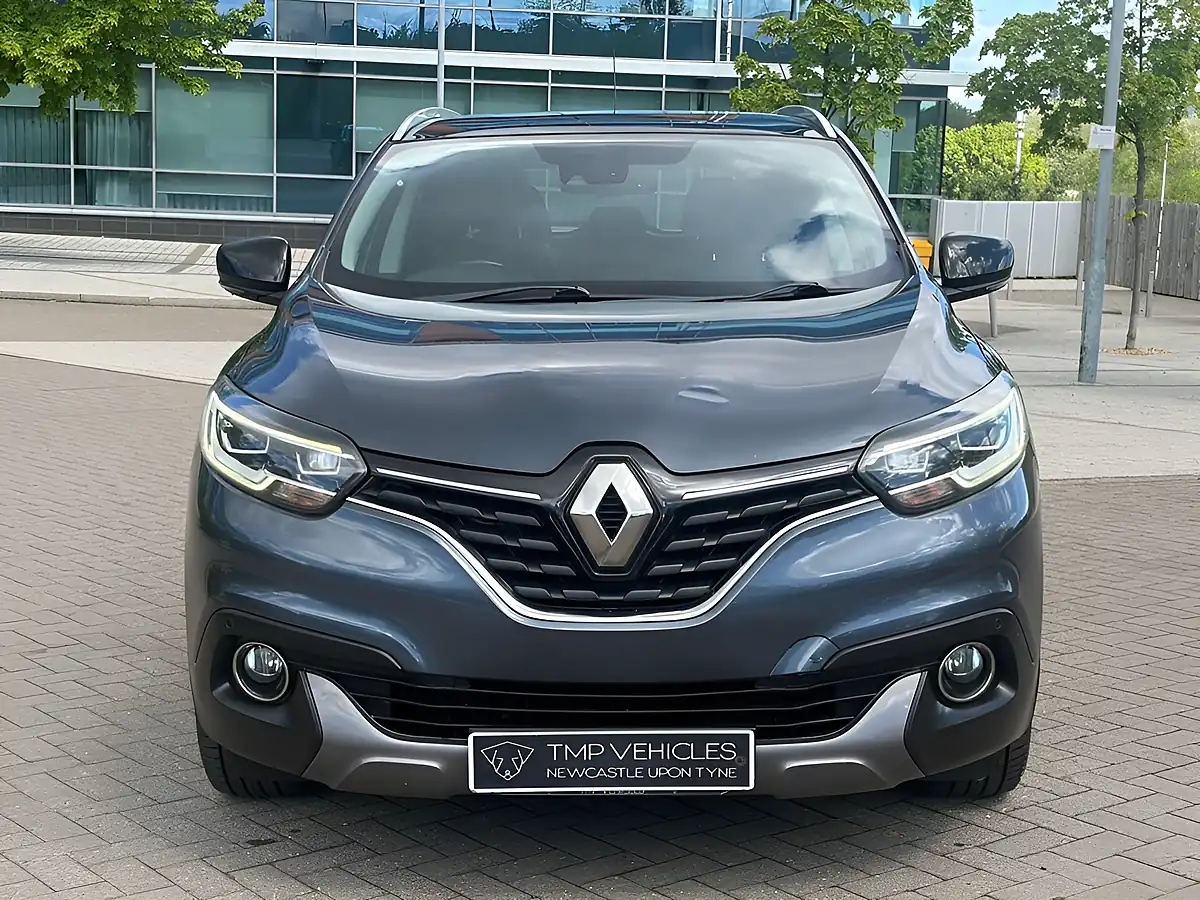 Used 2016 Renault Kadjar Grey - Interior and Exterior details 9