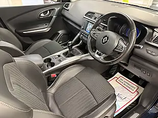 Used 2016 Renault Kadjar Signature Nav Blue - Interior and Exterior details 5