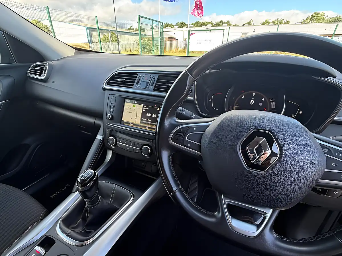 Used 2016 Renault Kadjar Signature Nav Diamond Black - Interior and Exterior details 11