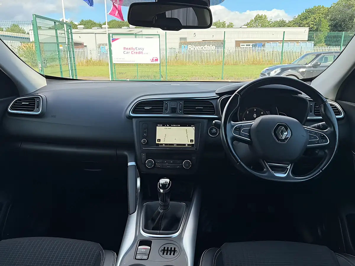 Used 2016 Renault Kadjar Signature Nav Diamond Black - Interior and Exterior details 4