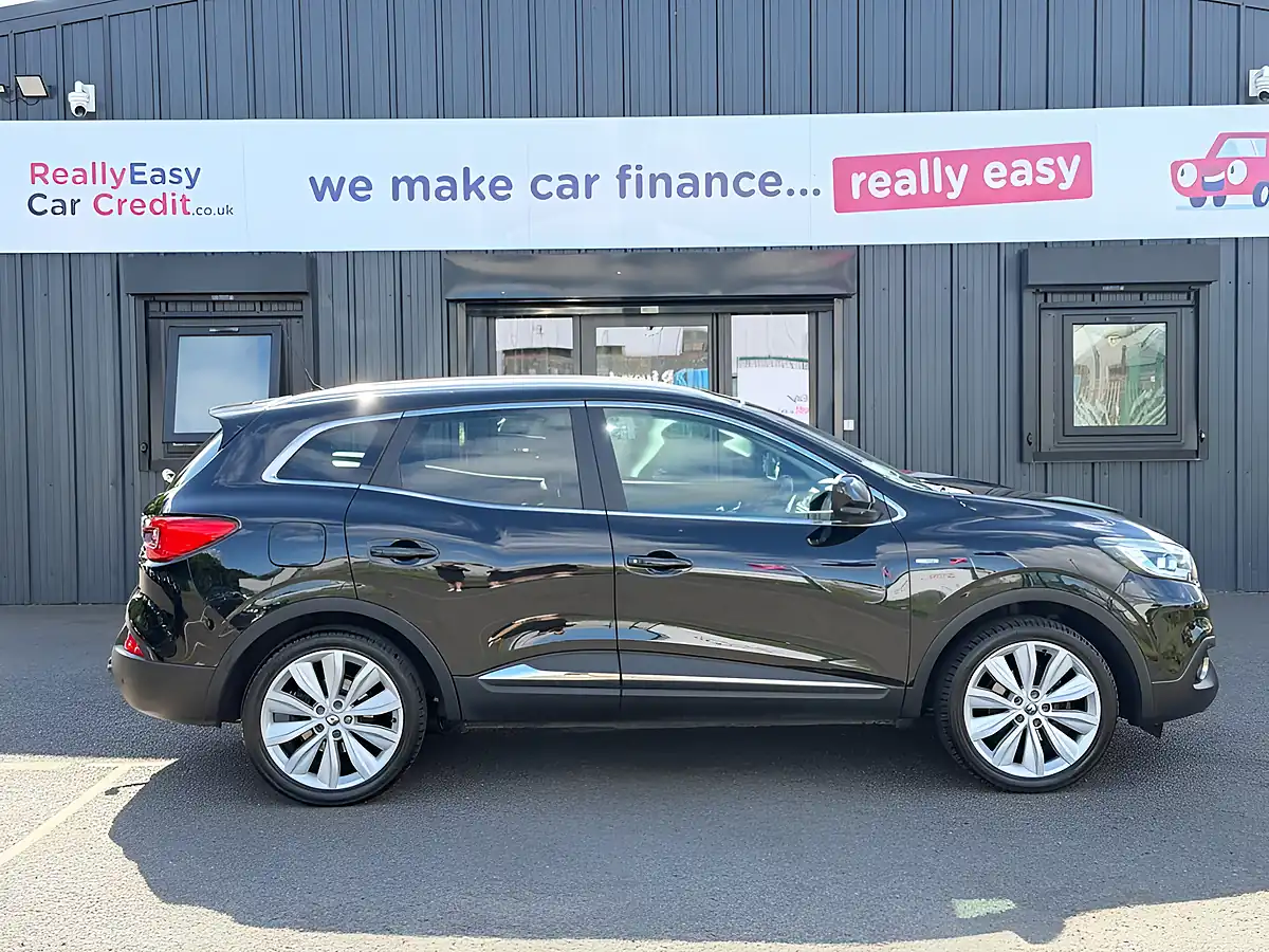 Used 2016 Renault Kadjar Signature Nav Diamond Black - Interior and Exterior details 7