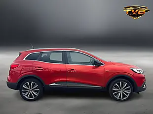 Used 2016 Renault Kadjar Signature Nav Flame Red - Interior and Exterior details 2