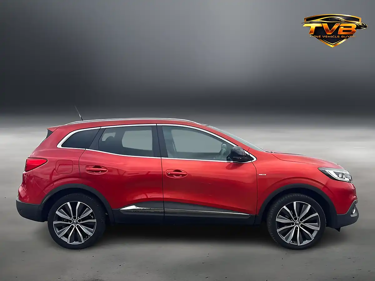 Used 2016 Renault Kadjar Signature Nav Flame Red - Interior and Exterior details 2