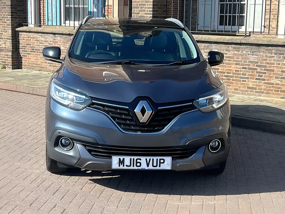 Used 2016 Renault Kadjar Signature Nav Grey - Interior and Exterior details 2