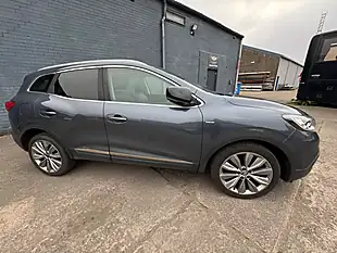 Used 2016 Renault Kadjar Signature Nav Grey - Interior and Exterior details 9