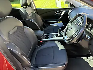 Used 2016 Renault Kadjar Signature Nav Red - Interior and Exterior details 10