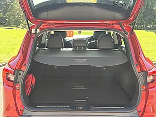 Used 2016 Renault Kadjar Signature Nav Red - Interior and Exterior details 16