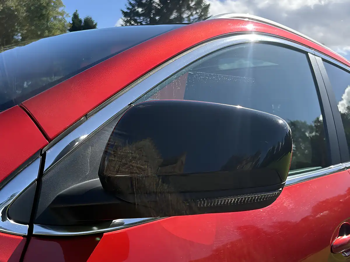 Used 2016 Renault Kadjar Signature Nav Red - Interior and Exterior details 19
