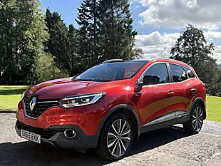 Used 2016 Renault Kadjar Signature Nav Red - Interior and Exterior details 4
