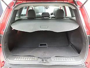 Used 2016 Renault Kadjar Signature Nav Red - Interior and Exterior details 9
