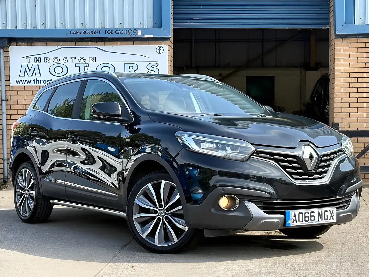 Used 2016 Renault Kadjar Signature S Nav Black - Front View