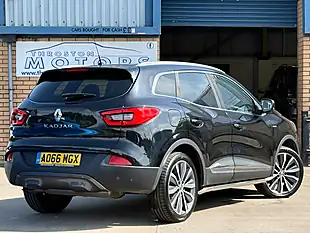 Used 2016 Renault Kadjar Signature S Nav Black - Interior and Exterior details 4
