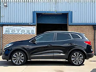 Used 2016 Renault Kadjar Signature S Nav Black - Interior and Exterior details 5