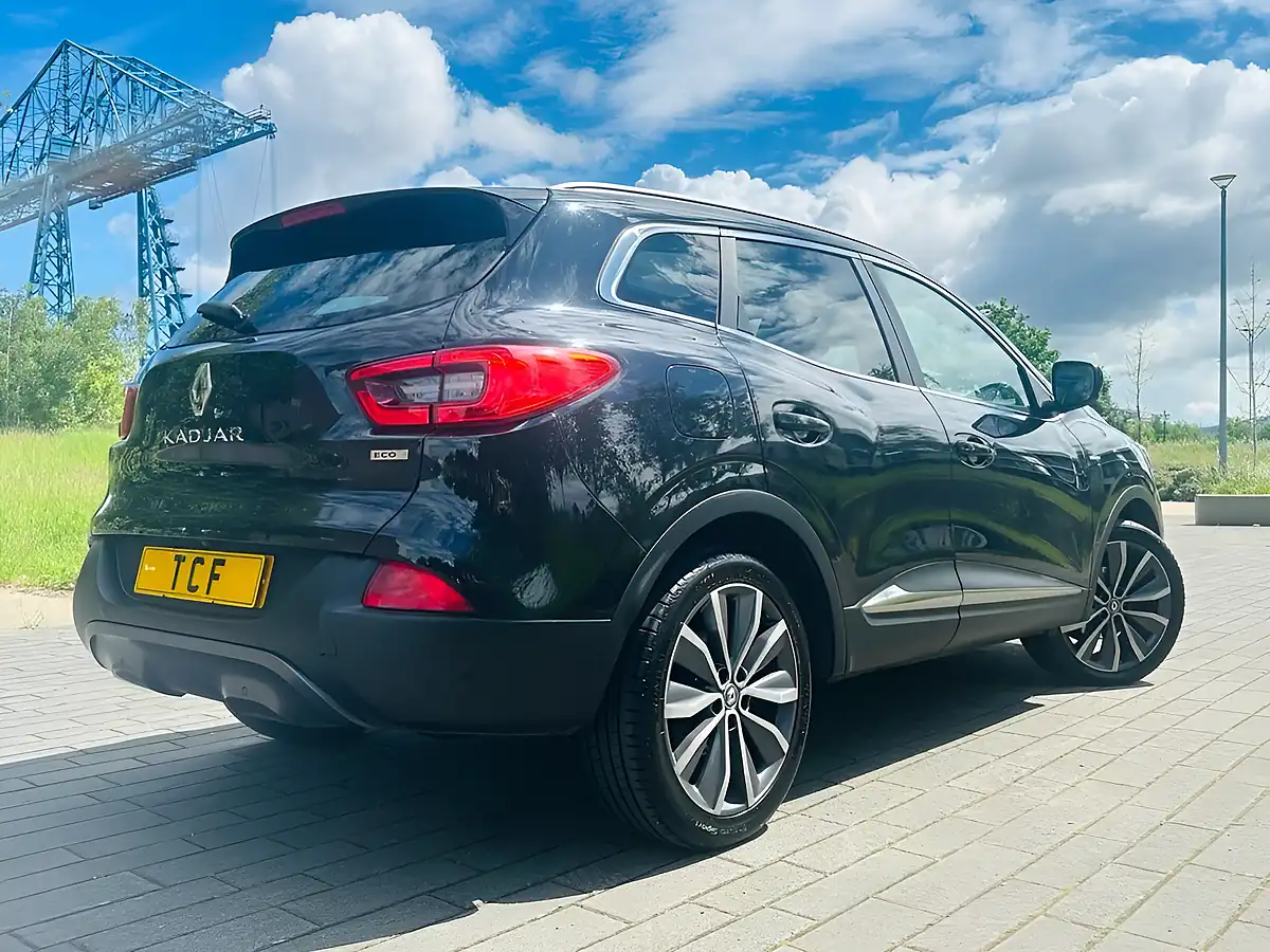 Used 2016 Renault Kadjar Signature S Nav Black - Interior and Exterior details 15