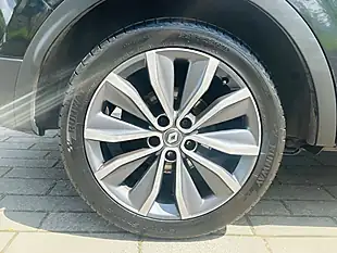 Used 2016 Renault Kadjar Signature S Nav Black - Interior and Exterior details 16