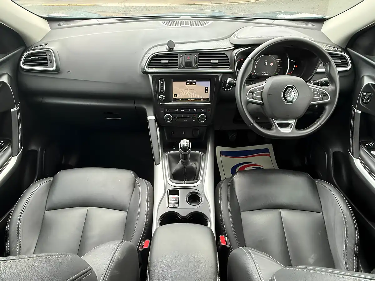 Used 2016 Renault Kadjar Signature S Nav Grey - Interior and Exterior details 10