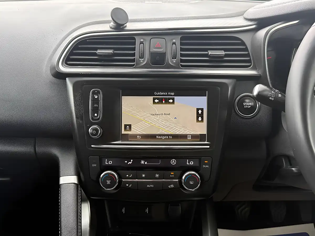 Used 2016 Renault Kadjar Signature S Nav Grey - Interior and Exterior details 12