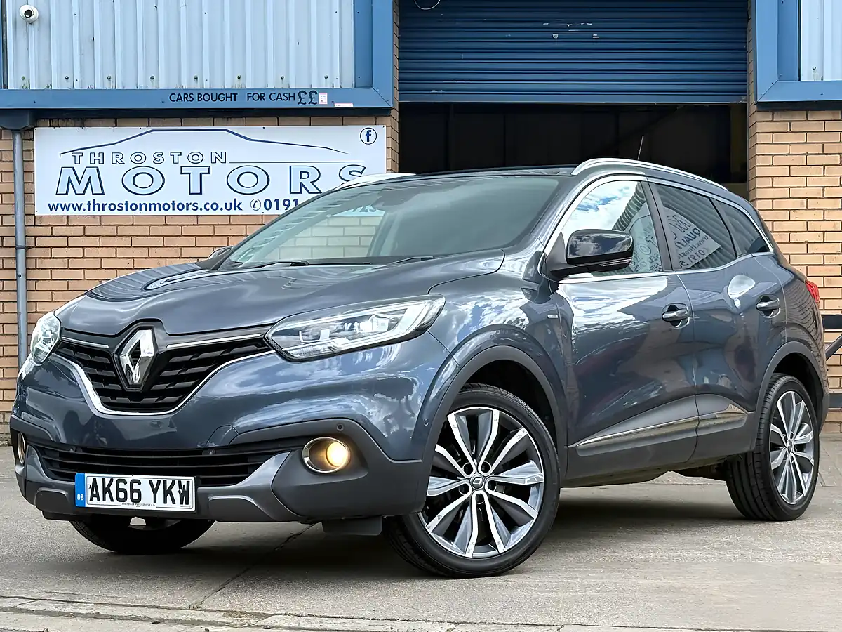Used 2016 Renault Kadjar Signature S Nav Grey - Interior and Exterior details 2