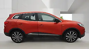 Used 2016 Renault Kadjar Signature S Nav Red - Interior and Exterior details 5