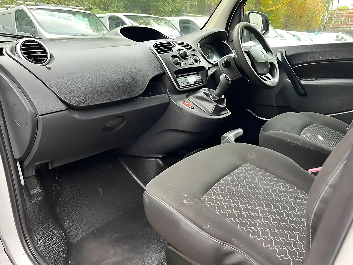 Used 2016 Renault Kangoo ML19 Business White - Interior and Exterior details 17