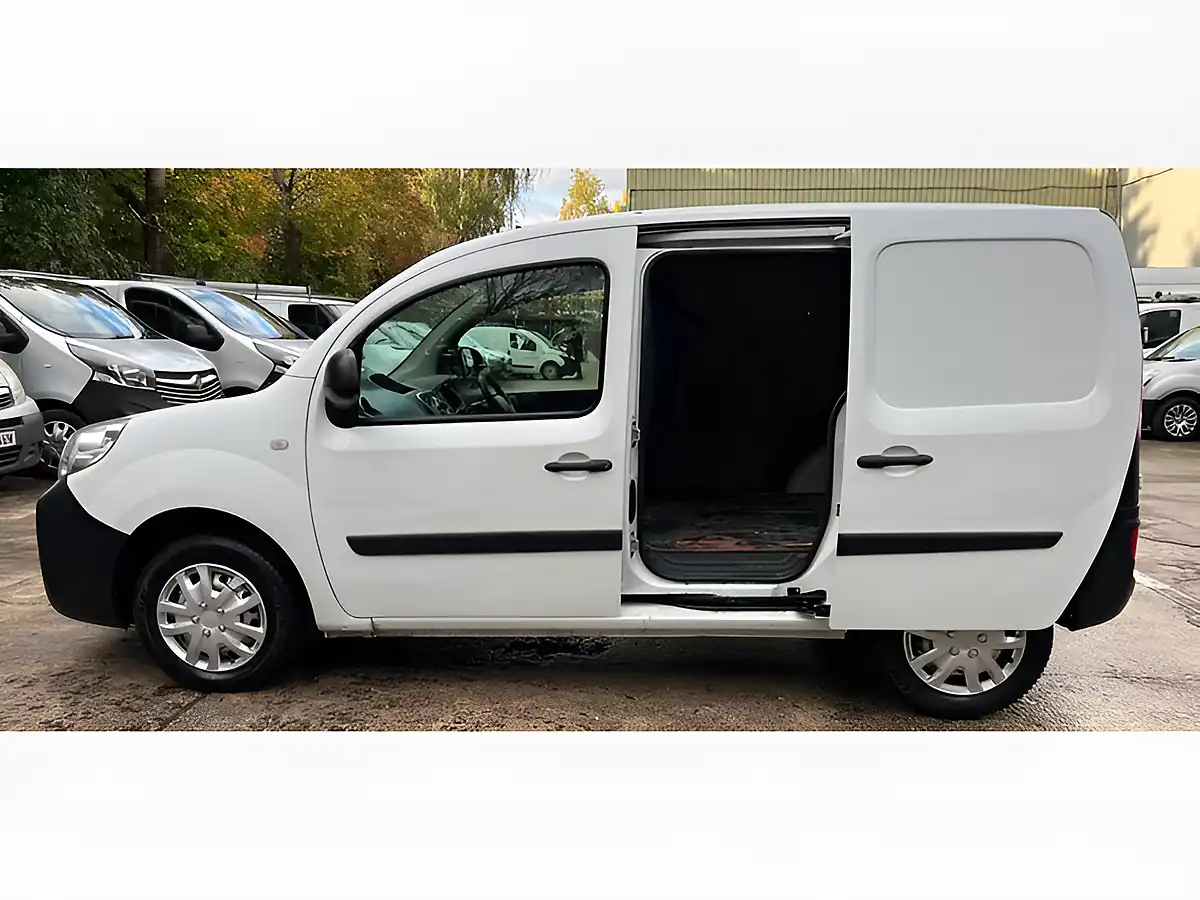 Used 2016 Renault Kangoo ML19 Business White - Interior and Exterior details 18