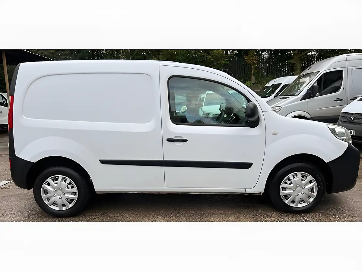 Used 2016 Renault Kangoo ML19 Business White - Interior and Exterior details 4