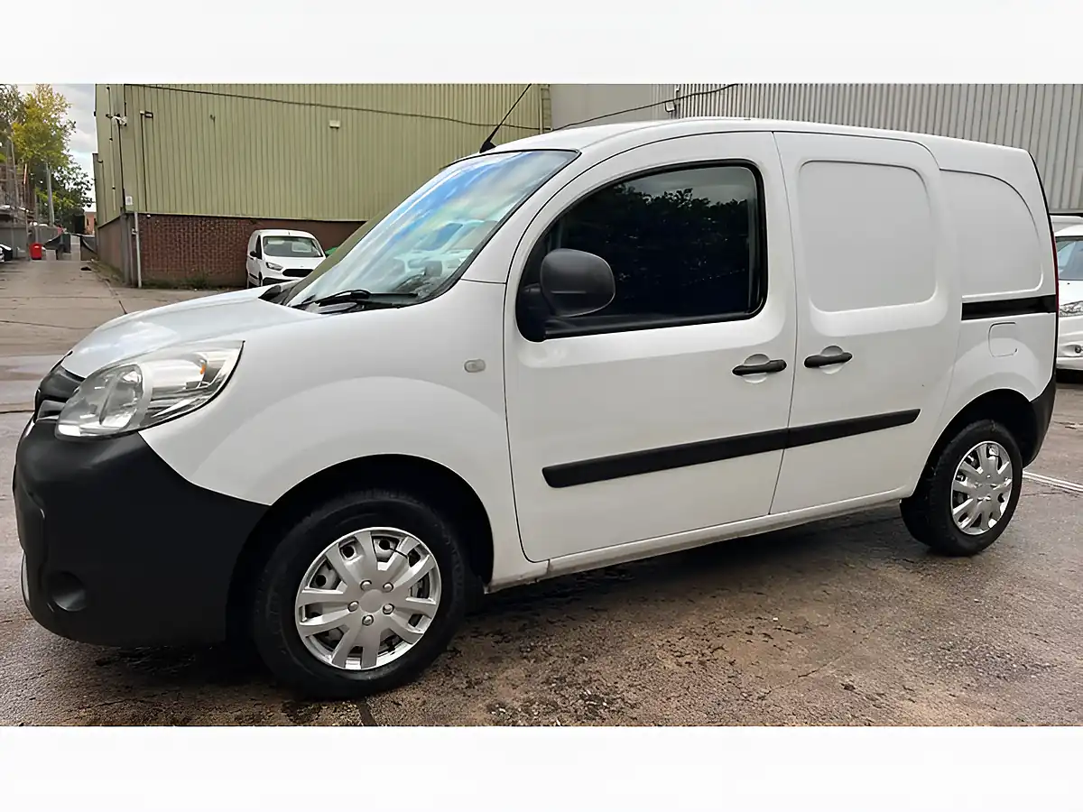 Used 2016 Renault Kangoo ML19 Business White - Interior and Exterior details 9