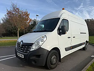 Used 2016 Renault Master Energy 35 Business White - Interior and Exterior details 7
