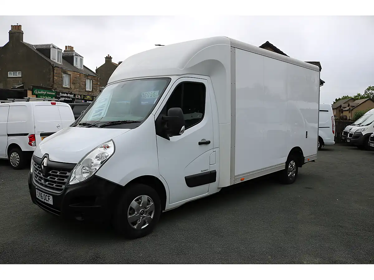 Used 2016 Renault Master Ll35 Business L/R Luton White - Interior and Exterior details 3