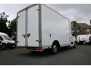 Used 2016 Renault Master Ll35 Business L/R Luton White - Interior and Exterior details 9