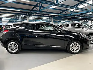 Used 2016 Renault Megane Dynamique Nav Diamond Black - Interior and Exterior details 4