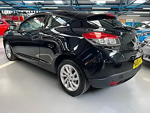 Used 2016 Renault Megane Dynamique Nav Diamond Black - Interior and Exterior details 6