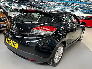 Used 2016 Renault Megane Dynamique Nav Diamond Black - Interior and Exterior details 7