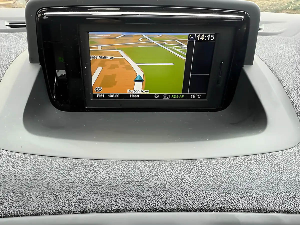 Used 2016 Renault Megane Dynamique Nav Grey - Interior and Exterior details 17