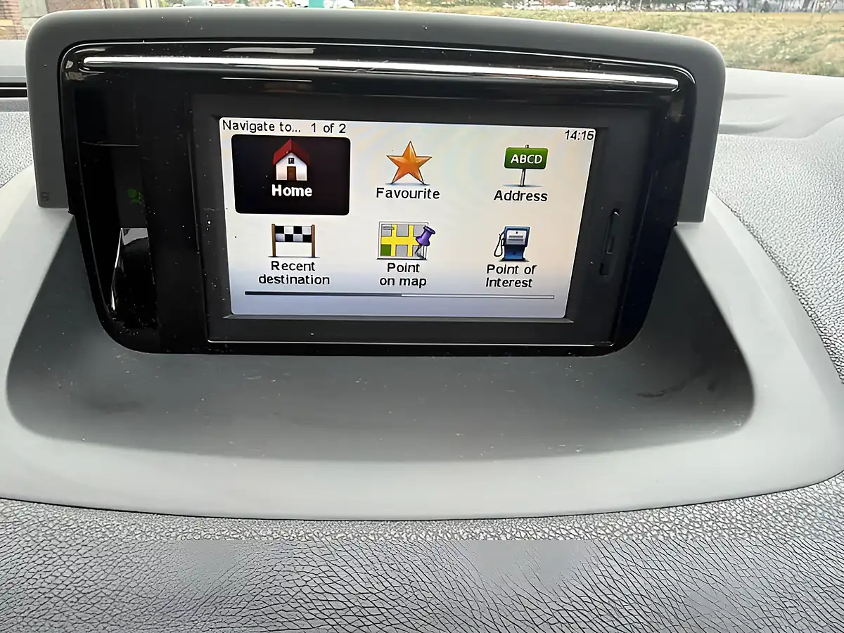 Used 2016 Renault Megane Dynamique Nav Grey - Interior and Exterior details 18