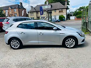 Used 2016 Renault Megane Dynamique Nav Silver - Interior and Exterior details 10