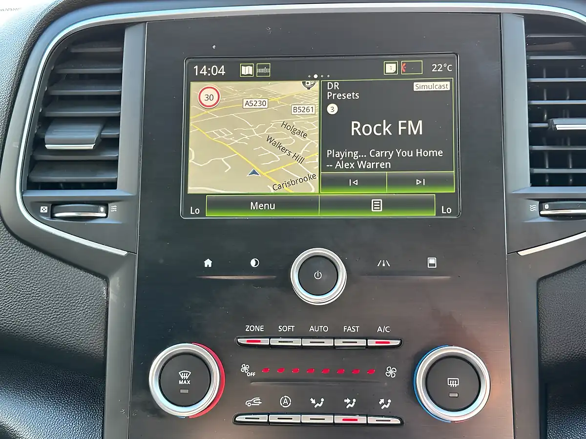 Used 2016 Renault Megane Dynamique Nav Silver - Interior and Exterior details 15