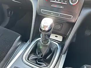 Used 2016 Renault Megane Dynamique Nav Silver - Interior and Exterior details 16