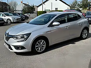Used 2016 Renault Megane Dynamique Nav Silver - Interior and Exterior details 3