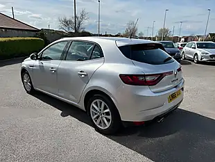 Used 2016 Renault Megane Dynamique Nav Silver - Interior and Exterior details 5