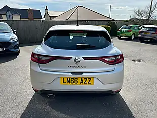 Used 2016 Renault Megane Dynamique Nav Silver - Interior and Exterior details 6