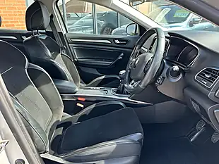 Used 2016 Renault Megane Dynamique Nav Silver - Interior and Exterior details 9