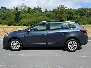 Used 2016 Renault Megane Dynamique Nav Sport Tourer Grey - Interior and Exterior details 4
