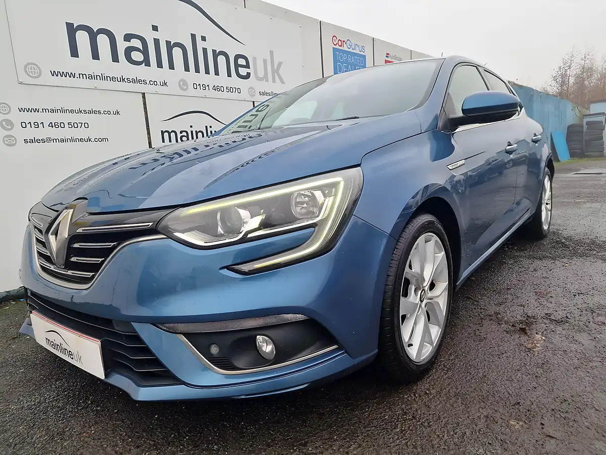 Used 2016 Renault Megane Dynamique S Nav Blue - Interior and Exterior details 10